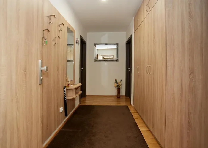 Luxury & Wellness Access Apartment *